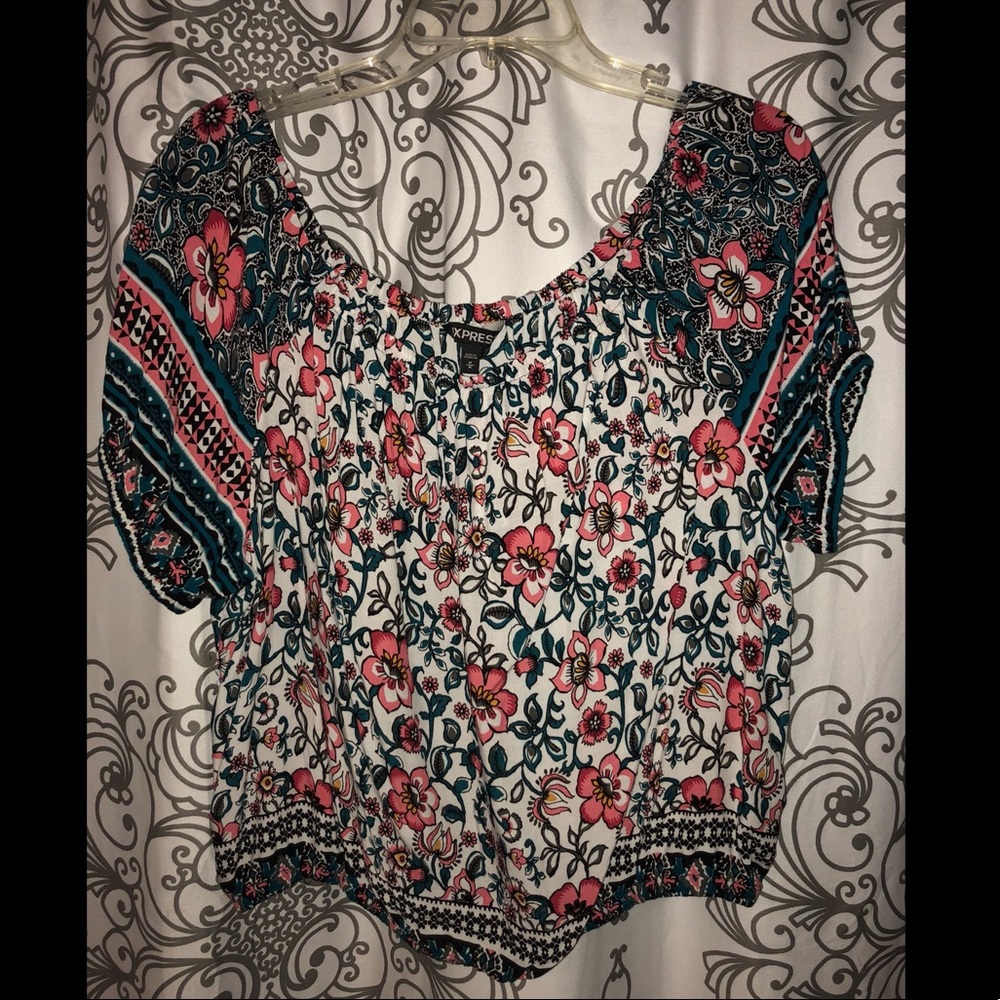 Express Off the shoulder floral crop top